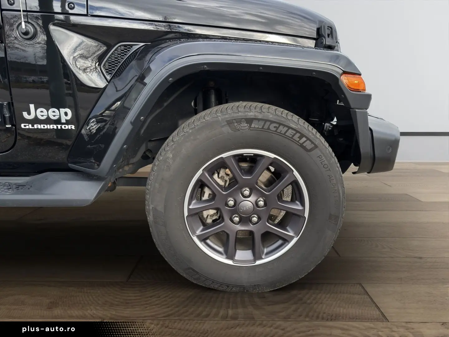 JEEP Gladiator 3.0 Overland 4WD [LED  RFK  SHZ  18 ]