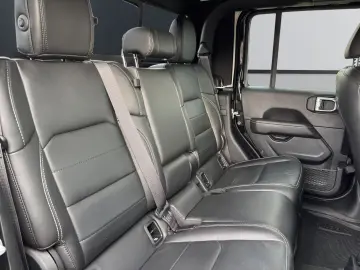 JEEP Gladiator 3.0 Overland 4WD [LED  RFK  SHZ  18 ]