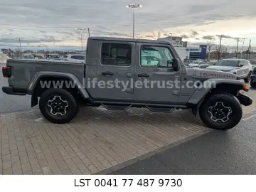 JEEP Gladiator Rubicon 3.6V6 € 37.500 EU Export Price