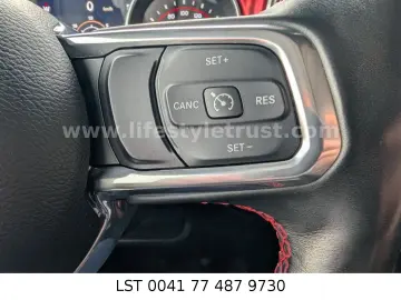 JEEP Gladiator Rubicon 3.6V6 € 37.500 EU Export Price