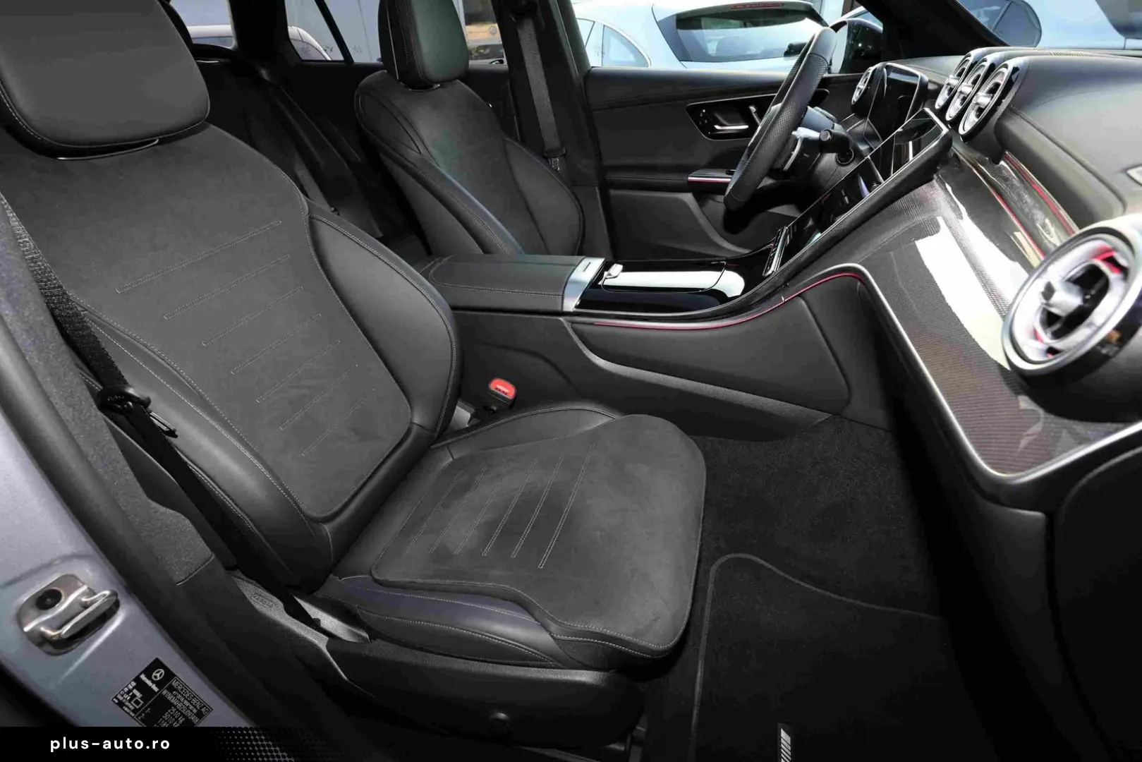 MERCEDES-BENZ GLC 300 4M AMG AHK TOTWINKEL MEMORY PA&hellip;