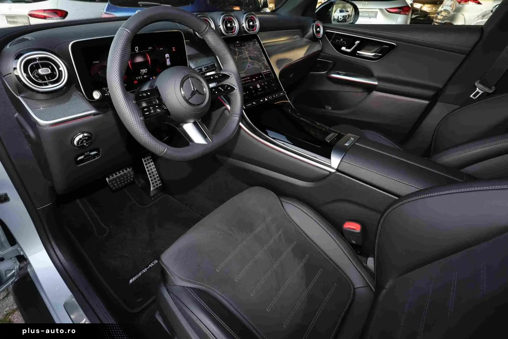 MERCEDES-BENZ GLC 300 4M AMG AHK TOTWINKEL MEMORY PA&hellip;