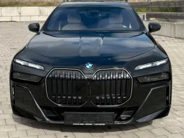 BMW 740 xd M Sport TV
