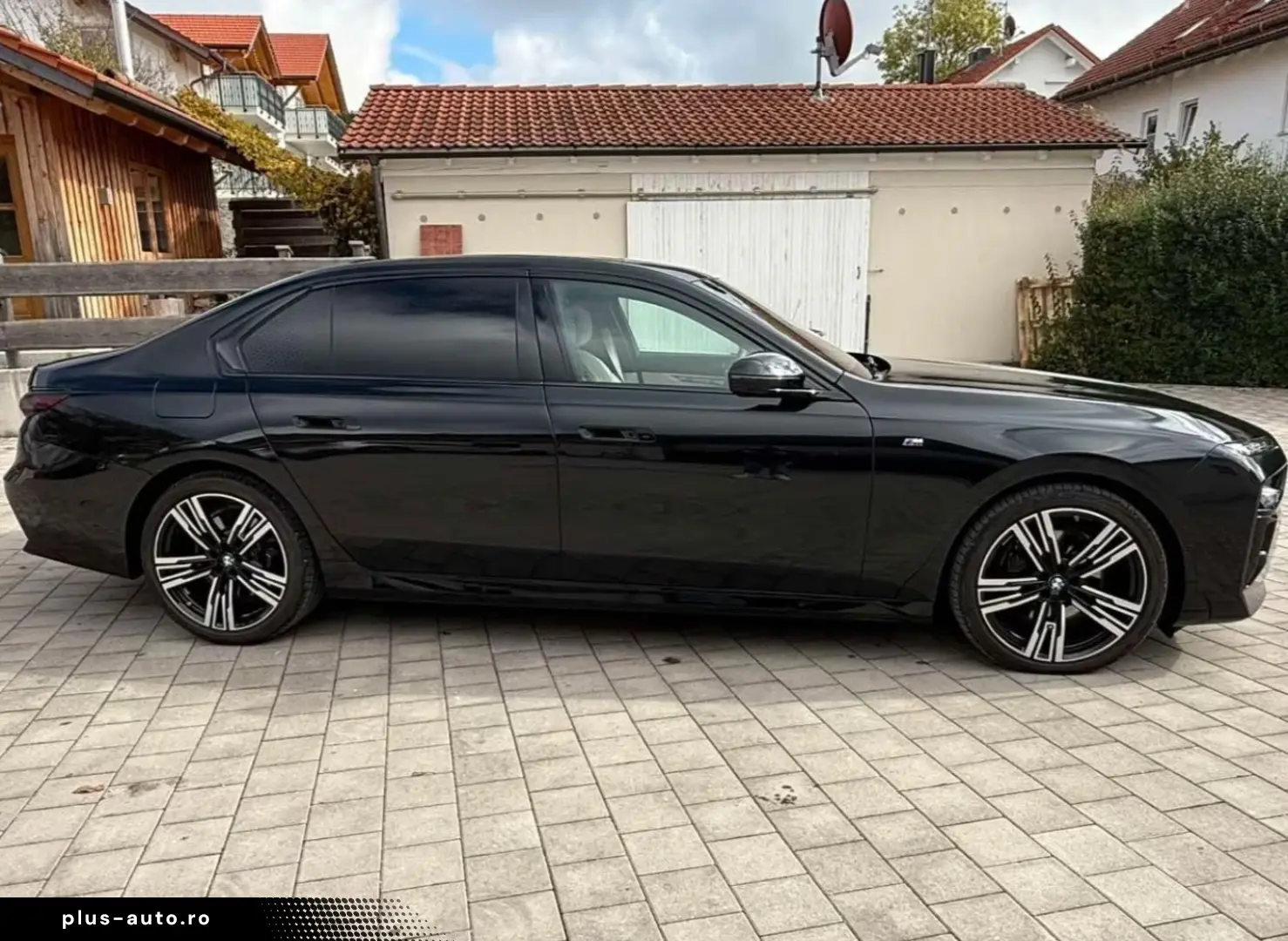 BMW 740 xd M Sport TV