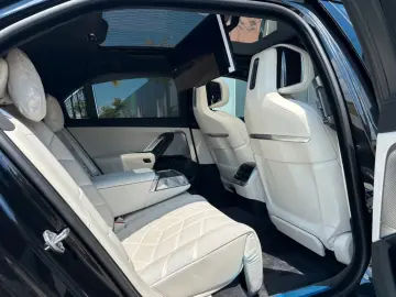 BMW 740 xd M Sport TV