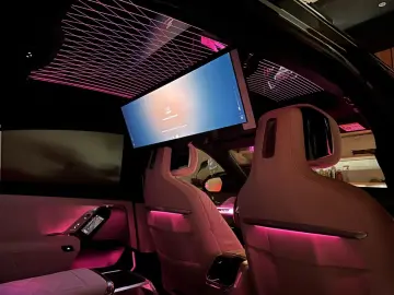 BMW 740 xd M Sport TV