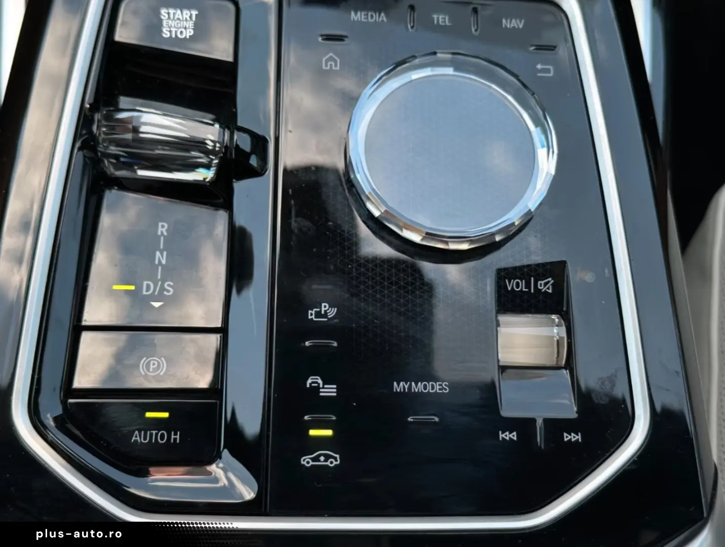 BMW 740 xd M Sport TV