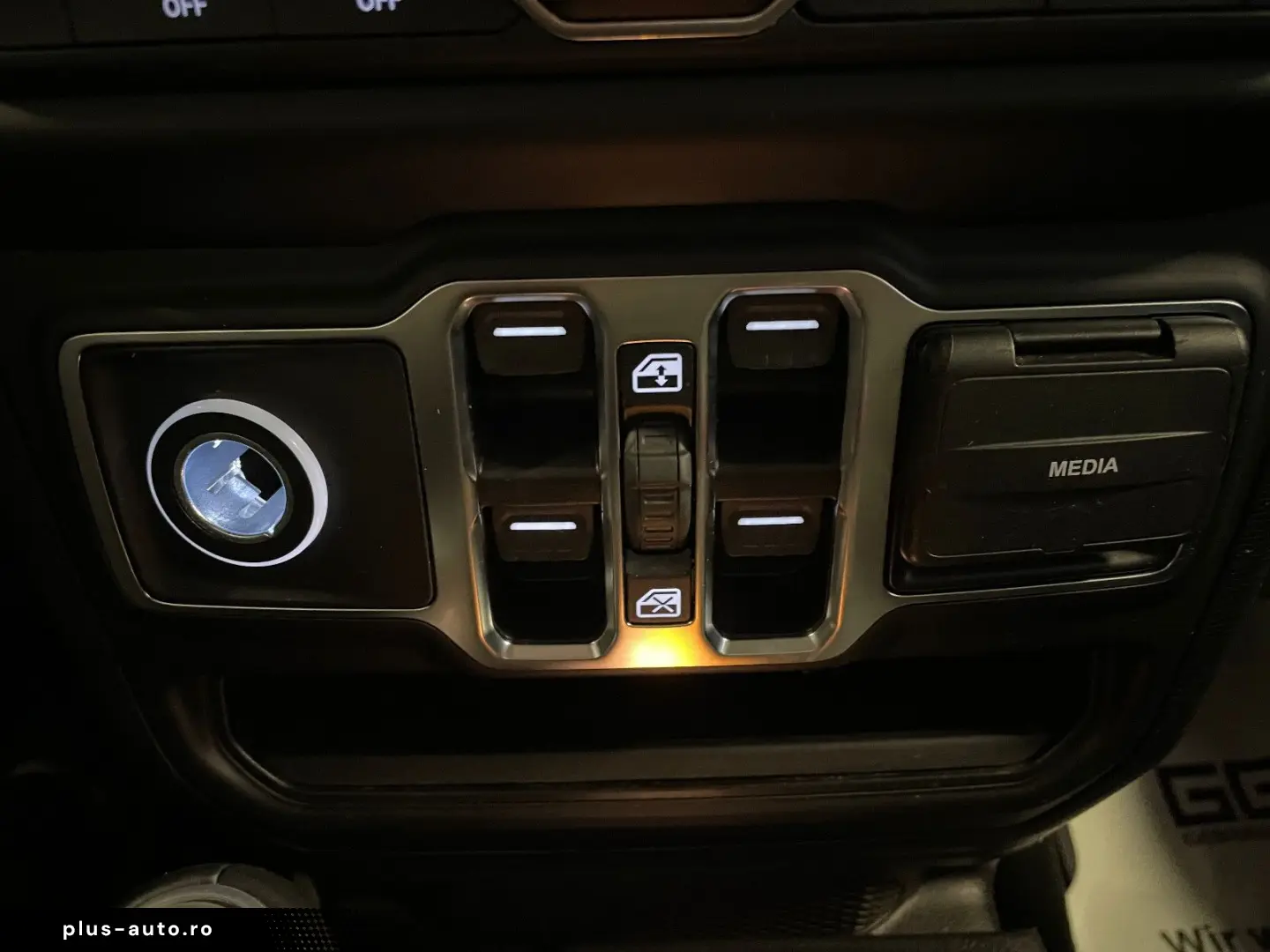 JEEP Gladiator Overland 4WD