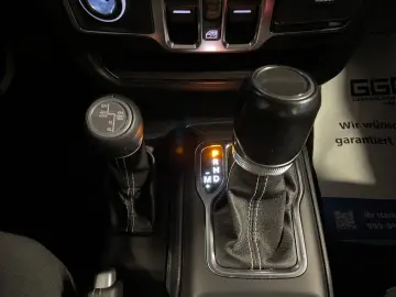 JEEP Gladiator Overland 4WD