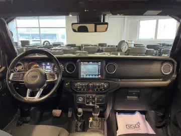 JEEP Gladiator Overland 4WD