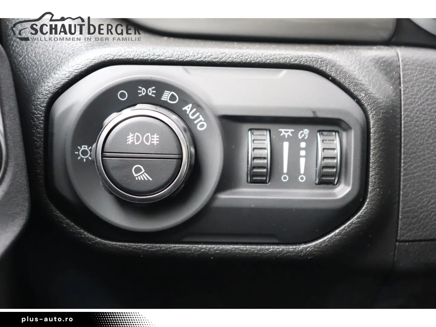 JEEP Gladiator Overland 4WD AHK  3 5t AHK