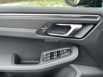PORSCHE Macan T   1.HAND   MWST