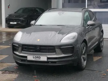 PORSCHE Macan T Porsche Approved bis 03-2027 NP 100 000