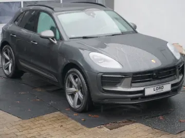 PORSCHE Macan T Porsche Approved bis 03-2027 NP 100 000