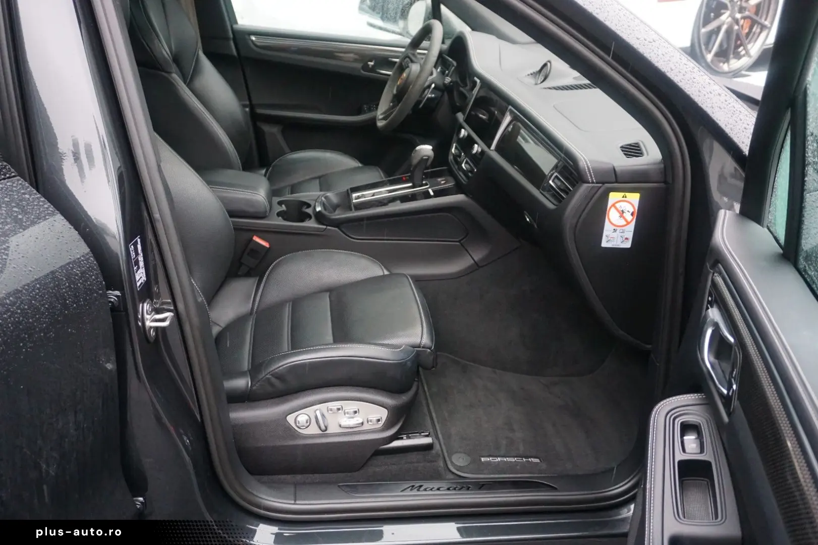 PORSCHE Macan T Porsche Approved bis 03-2027 NP 100 000