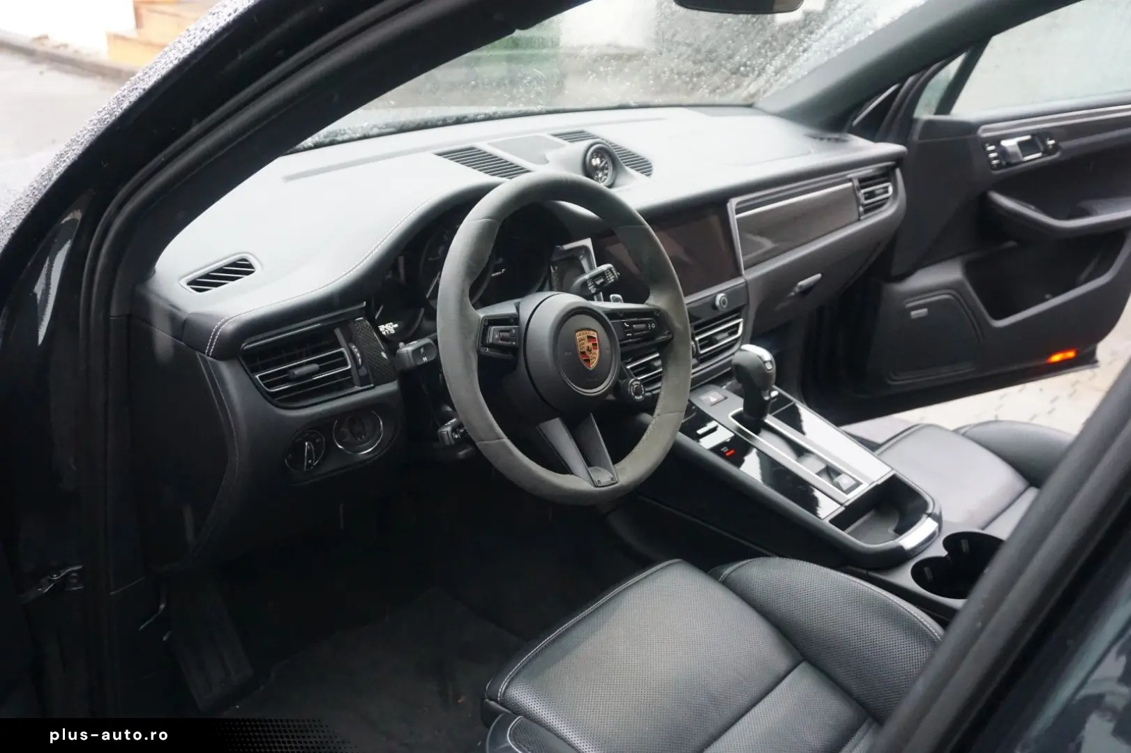 PORSCHE Macan T Porsche Approved bis 03-2027 NP 100 000
