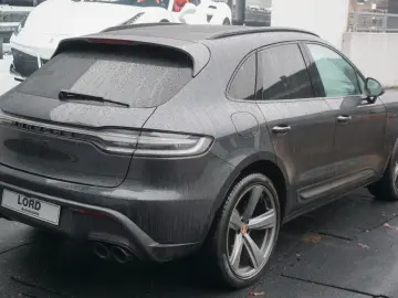 PORSCHE Macan T Porsche Approved bis 03-2027 NP 100 000