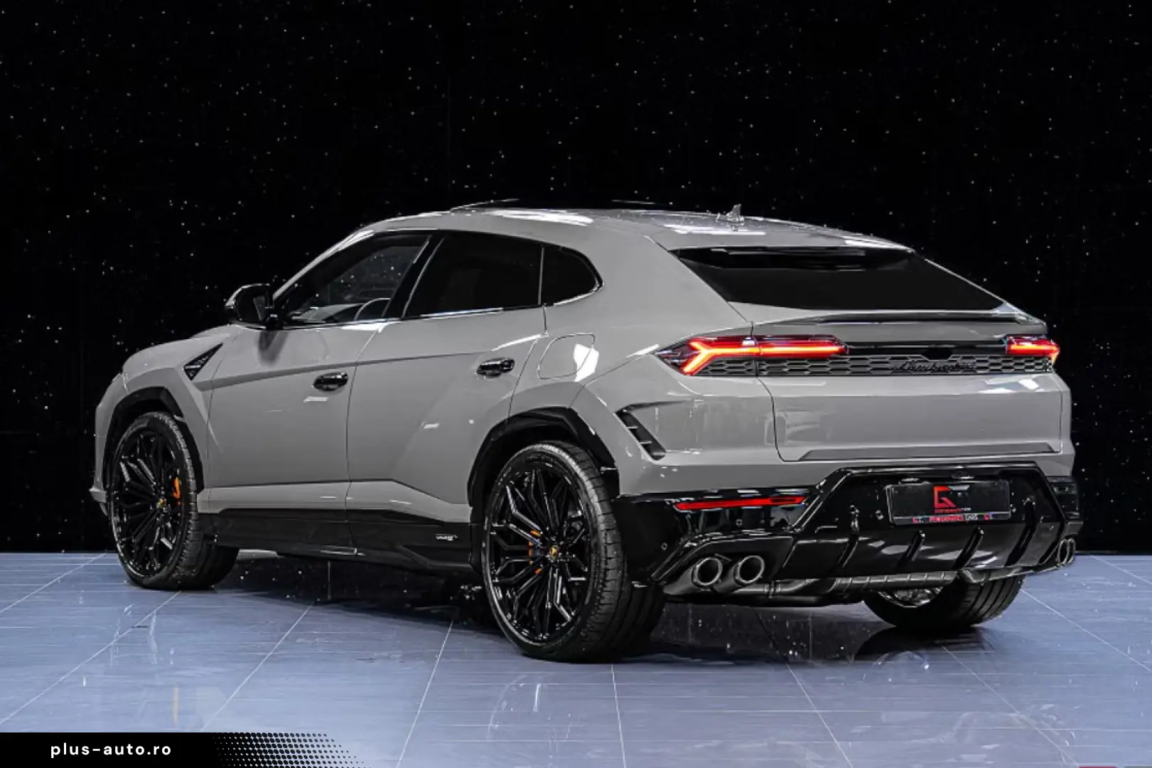 Lamborghini Urus SE Akrapovic Grigio China B&O Ceramic