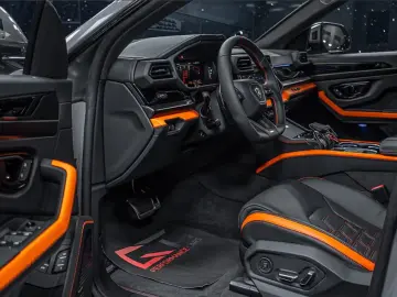 Lamborghini Urus SE Akrapovic Grigio China B&O Ceramic