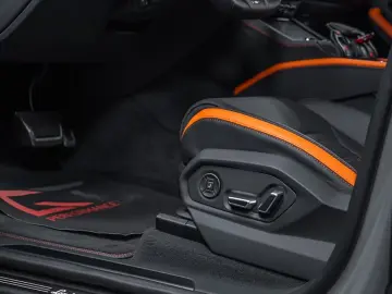 Lamborghini Urus SE Akrapovic Grigio China B&O Ceramic