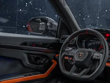 Lamborghini Urus SE Akrapovic Grigio China B&O Ceramic