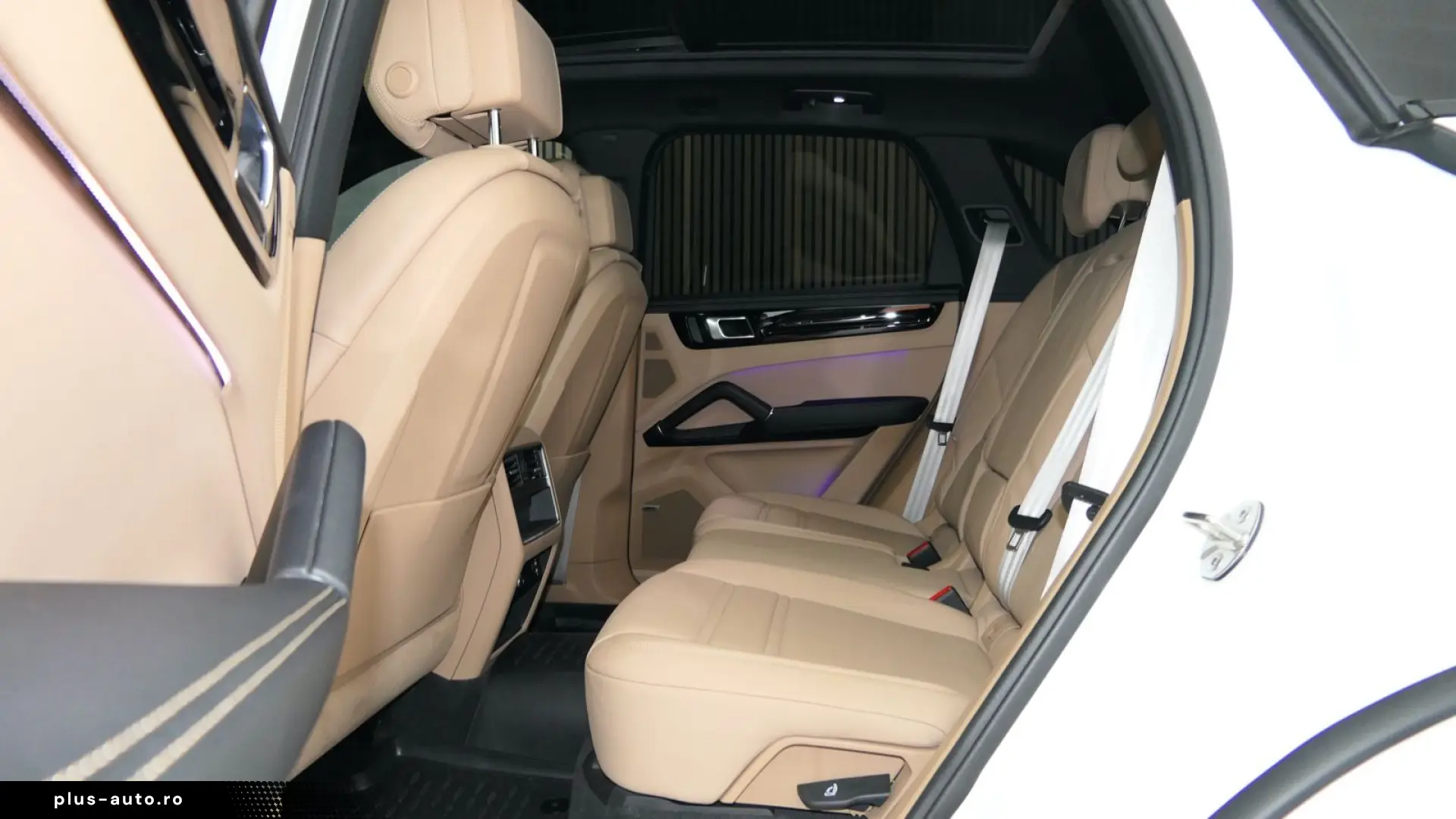 PORSCHE Cayenne Platinum Edition