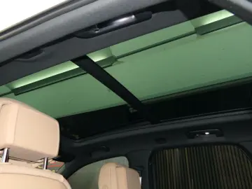 PORSCHE Cayenne Platinum Edition