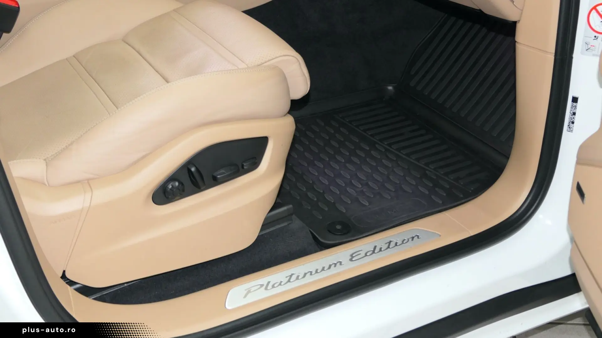 PORSCHE Cayenne Platinum Edition