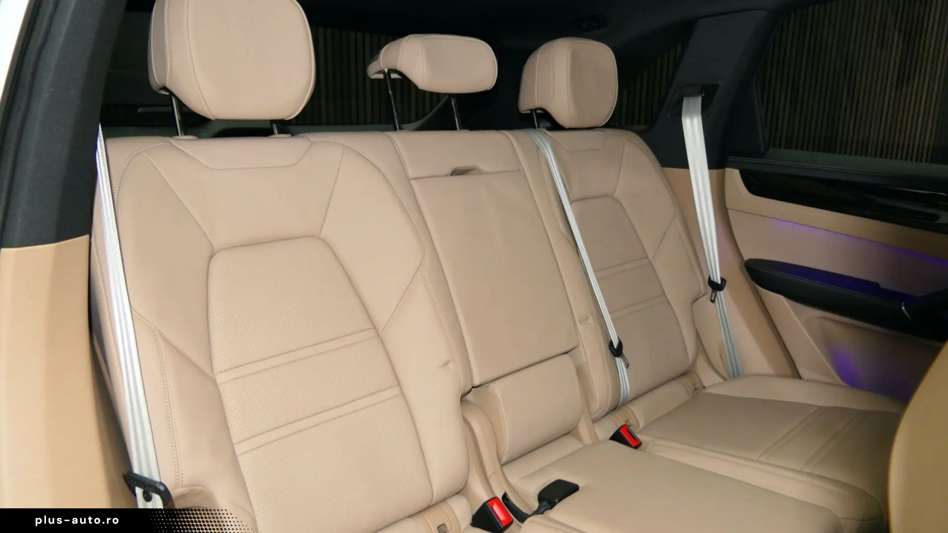 PORSCHE Cayenne Platinum Edition