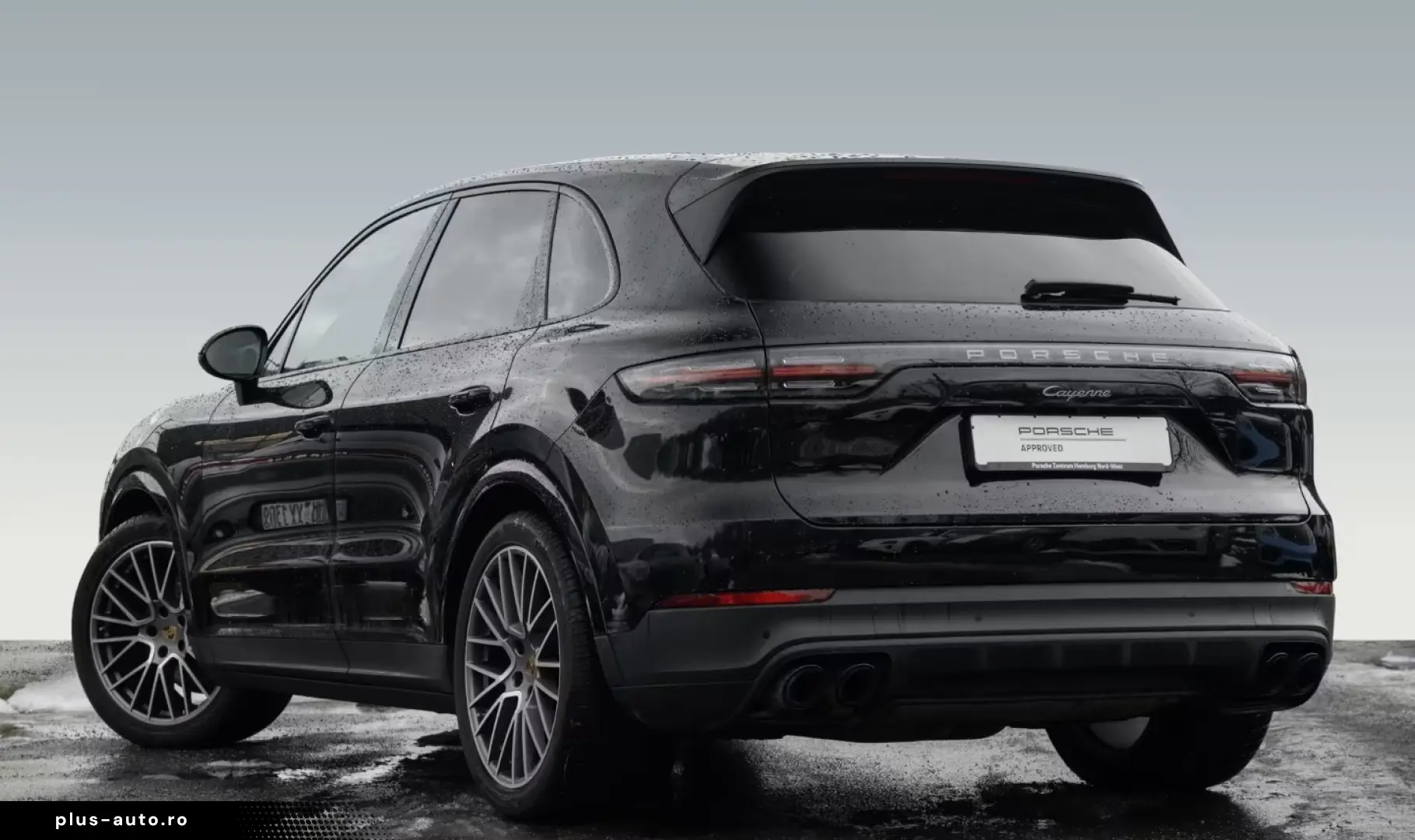 PORSCHE Cayenne Platinum Edition