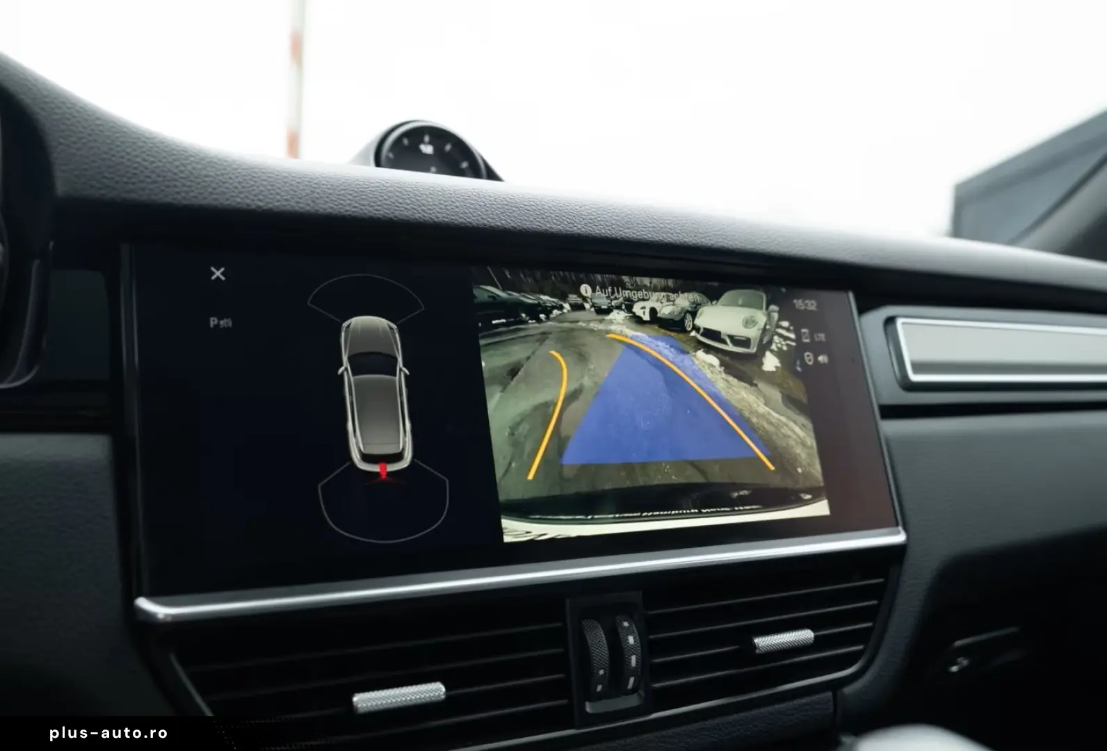 PORSCHE Cayenne Platinum Edition