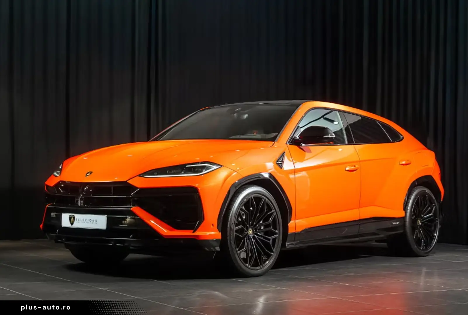 Lamborghini Urus SE  Full Carbon