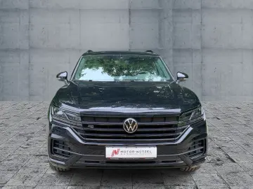 VW Touareg 3.0 TDI 4M R-LINE MATRIX LUFT NAV STDHZG