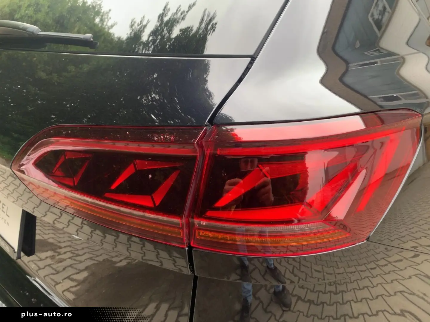 VW Touareg 3.0 TDI 4M R-LINE MATRIX LUFT NAV STDHZG