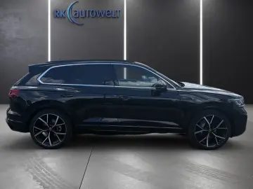 VW Touareg R-Line 3.0 V6 TDI 4motion StandHZG AHK-e