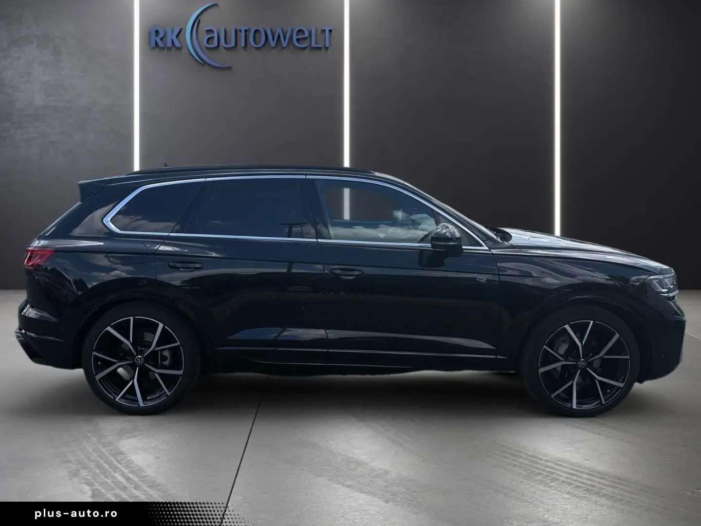 VW Touareg R-Line 3.0 V6 TDI 4motion StandHZG AHK-e