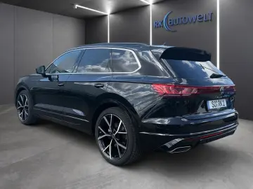VW Touareg R-Line 3.0 V6 TDI 4motion StandHZG AHK-e