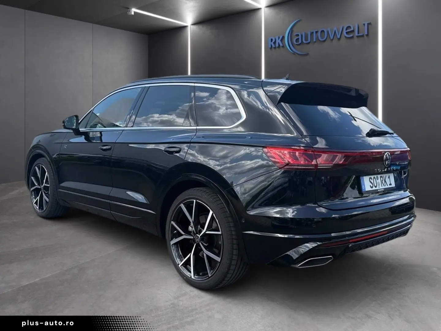 VW Touareg R-Line 3.0 V6 TDI 4motion StandHZG AHK-e