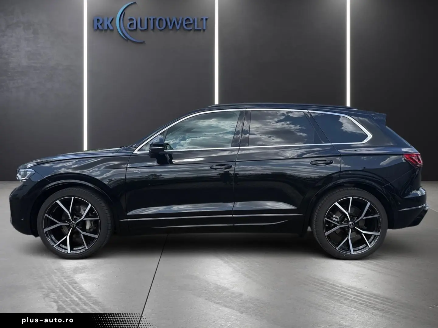 VW Touareg R-Line 3.0 V6 TDI 4motion StandHZG AHK-e