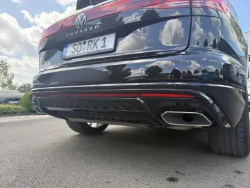VW Touareg R-Line 3.0 V6 TDI 4motion StandHZG AHK-e