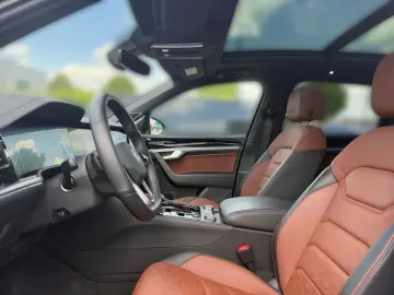 VW Touareg R-Line 3.0 V6 TDI 4motion StandHZG AHK-e