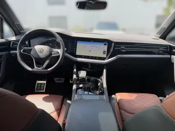 VW Touareg R-Line 3.0 V6 TDI 4motion StandHZG AHK-e