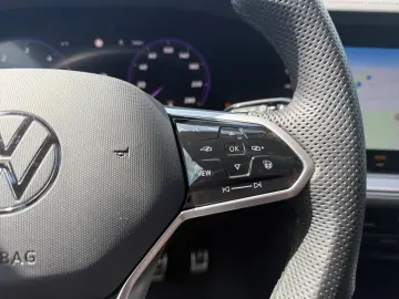 VW Touareg R-Line 3.0 V6 TDI 4motion StandHZG AHK-e