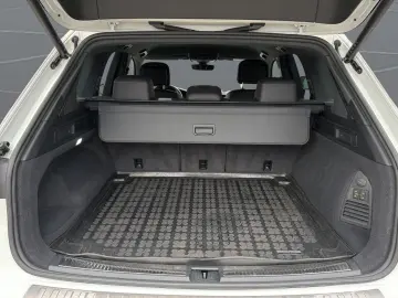 VW Touareg TDI 4Motion R Line 19  Matrix AHK RFK