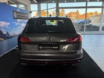VW Touareg R-Line 4M LED NAVI DAB KAMERA COCKPIT