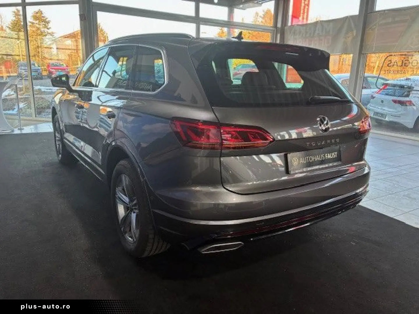 VW Touareg R-Line 4M LED NAVI DAB KAMERA COCKPIT