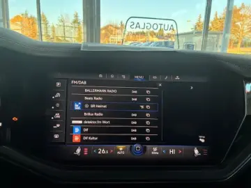 VW Touareg R-Line 4M LED NAVI DAB KAMERA COCKPIT