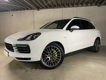 PORSCHE Cayenne E-Hybrid Platinum Edition