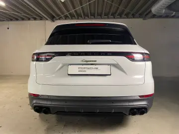 PORSCHE Cayenne E-Hybrid Platinum Edition