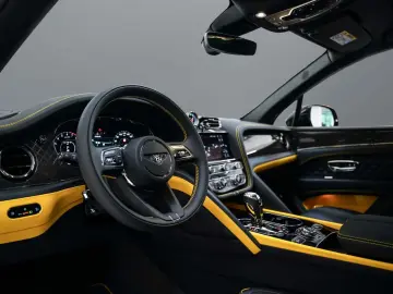 Bentley Bentayga S Hybrid - Black Edition